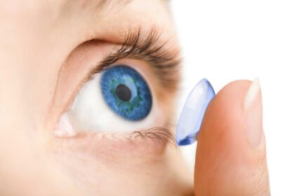 کاربرد آب دیونیزه برای لنز
